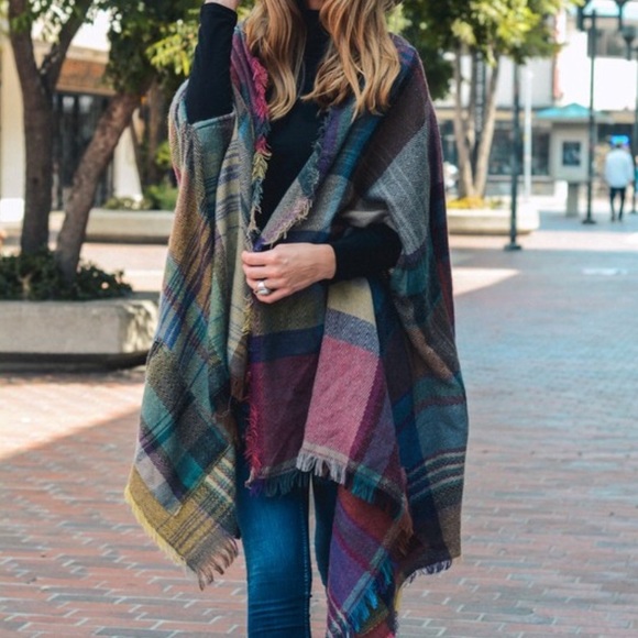 Last 1! 🌟Colorful Plaid Wrap Poncho - Picture 3 of 3